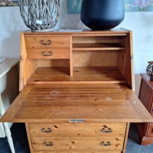 Toffe secretaire in prima staat