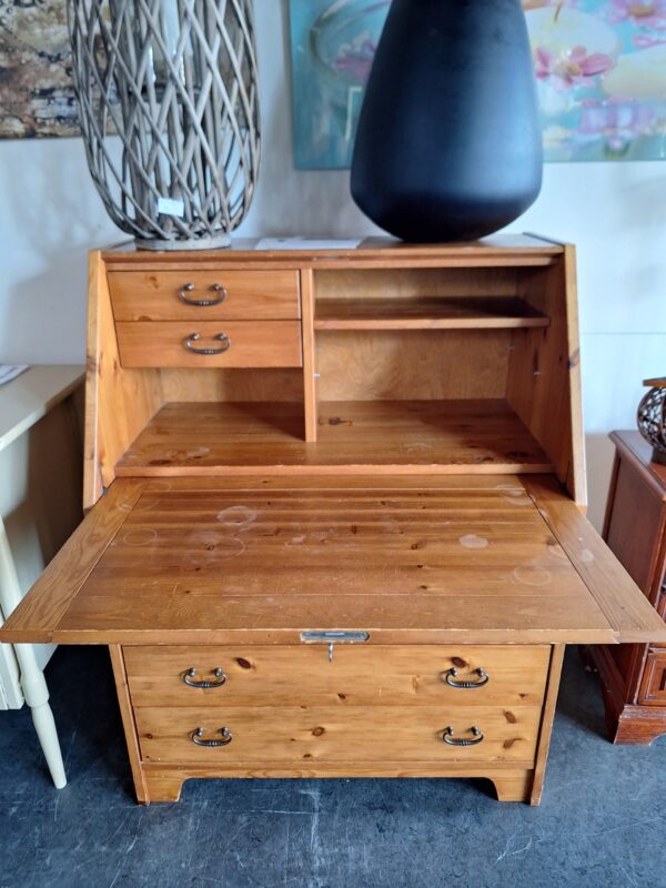 Toffe secretaire in prima staat